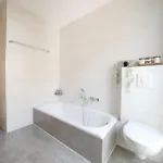 85qm, Parkplatz, Zentral, Grosser Balkon, 2 Baeder