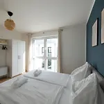 85qm, Parkplatz, Zentral, Grosser Balkon, 2 Baeder * פאדרבורן