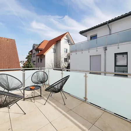 85qm, Parkplatz, Zentral, Grosser Balkon, 2 Baeder