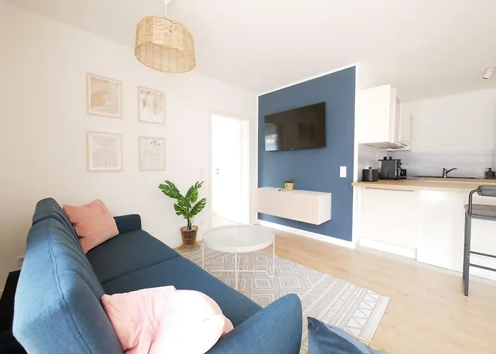 85qm, Parkplatz, Zentral, Grosser Balkon, 2 Baeder Paderborn