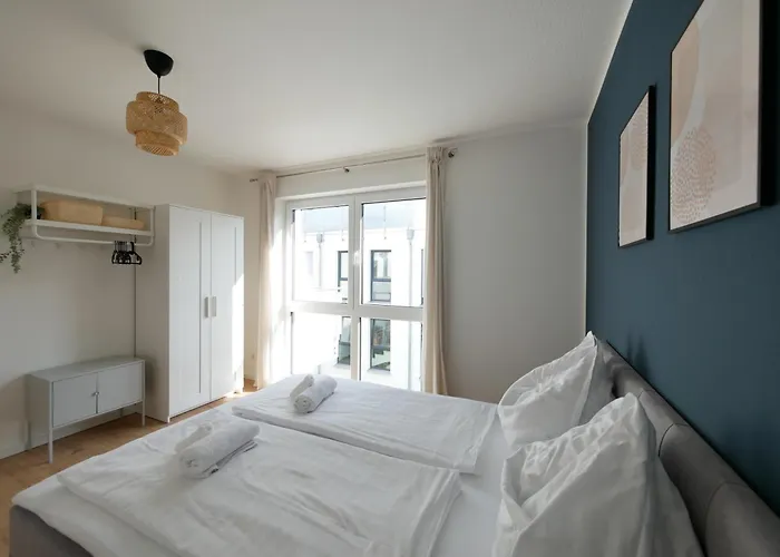 85qm, Parkplatz, Zentral, Grosser Balkon, 2 Baeder * Paderborn